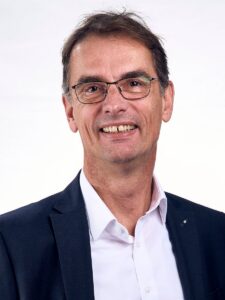 Dr. Andreas Dartsch